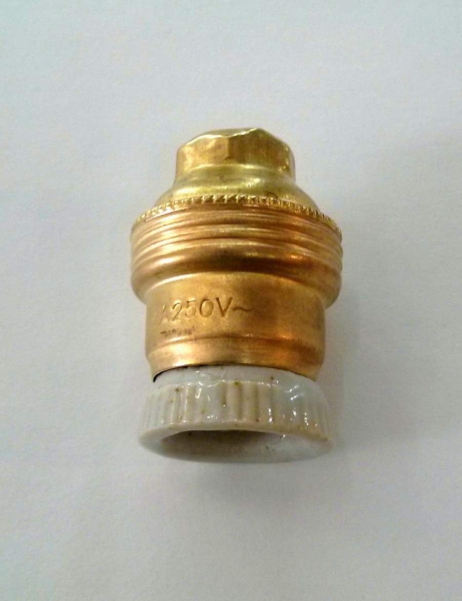 PORTALÁMPARA LATÓN E-14